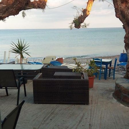 Beachfront Apartment Kato Káto Zákros Dış mekan fotoğraf