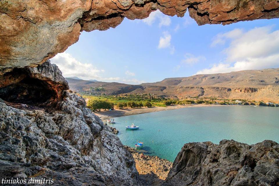 Beachfront Apartment Kato Káto Zákros Dış mekan fotoğraf